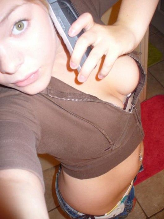 Girls take their pictures - 21