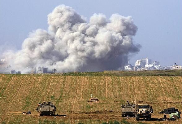 Bombs still fall on Gaza - 15
