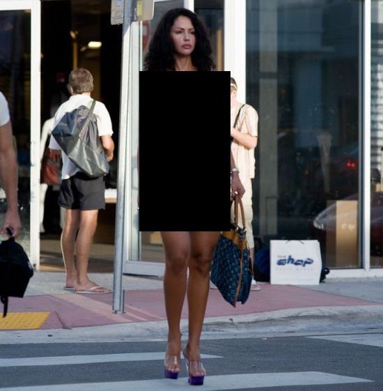 Now this is clothing!!! (6 pics)