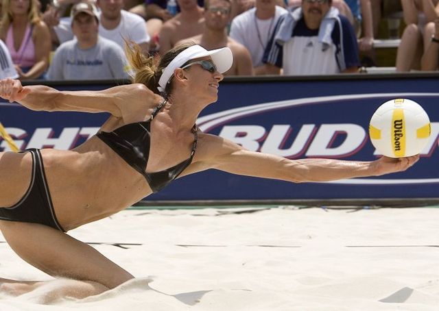 Women’s volleyball (28 pics)