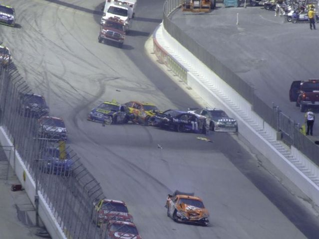 NASCAR accidents - 16