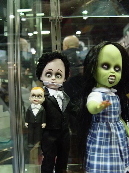 Living Dead Dolls – only the best for children - 02