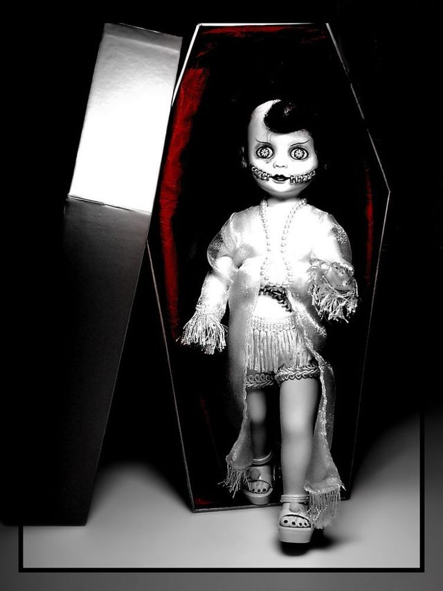 Living Dead Dolls – only the best for children - 08