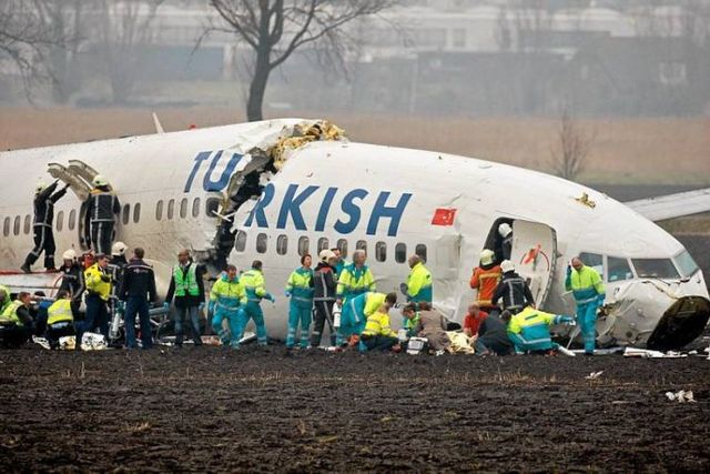 Turkish airline plane crashed in Amsterdam - 14