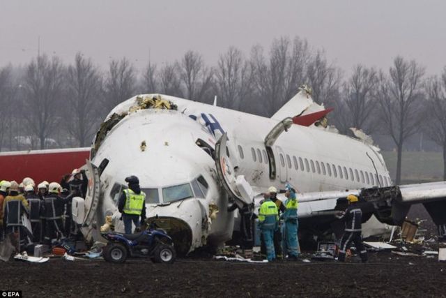 Turkish airline plane crashed in Amsterdam - 22