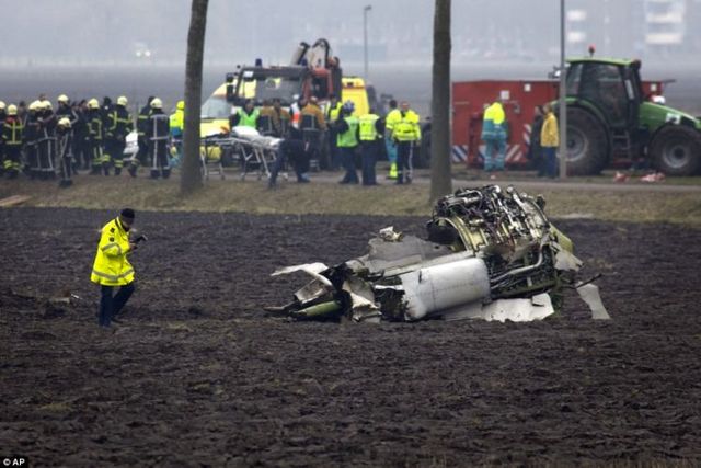 Turkish airline plane crashed in Amsterdam - 27