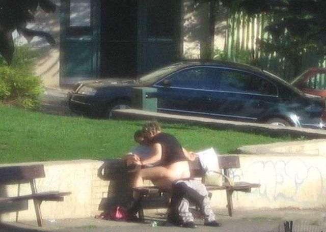They decided to have sex on a bench - 05