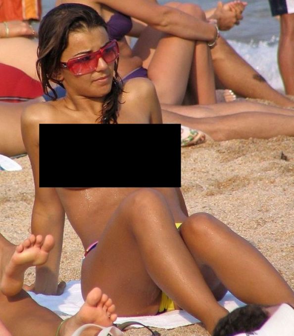 Naked girls on the beach - 00