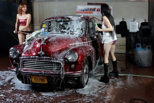 Sexy car wash - 02