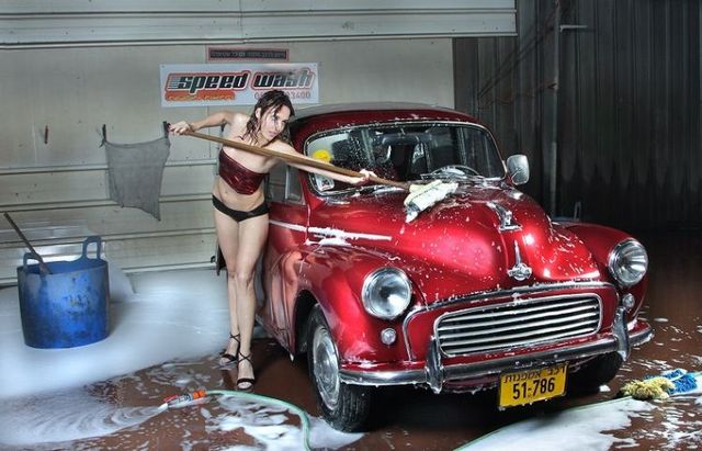Sexy car wash - 03