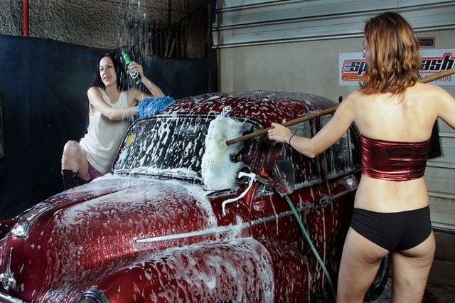 Sexy car wash - 05