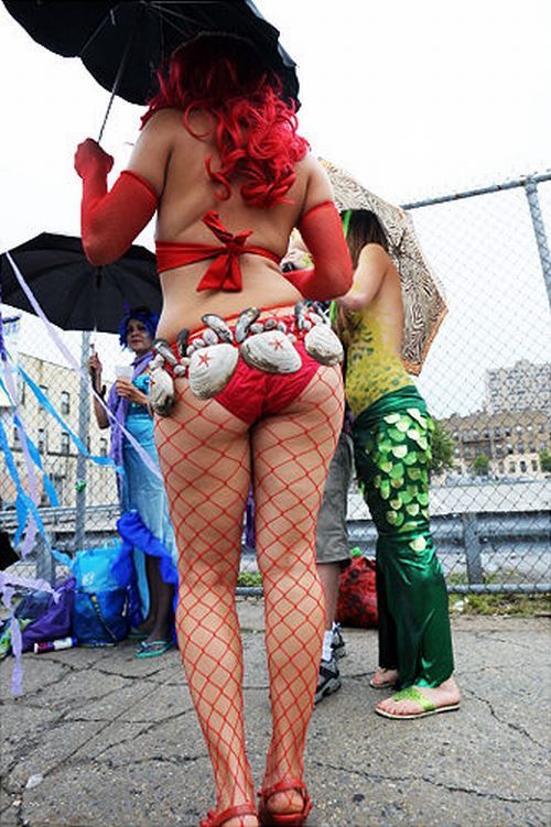 Coney Island - Mermaid Parade 2009 - 11