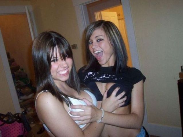 These girls know how to attract attention - 33