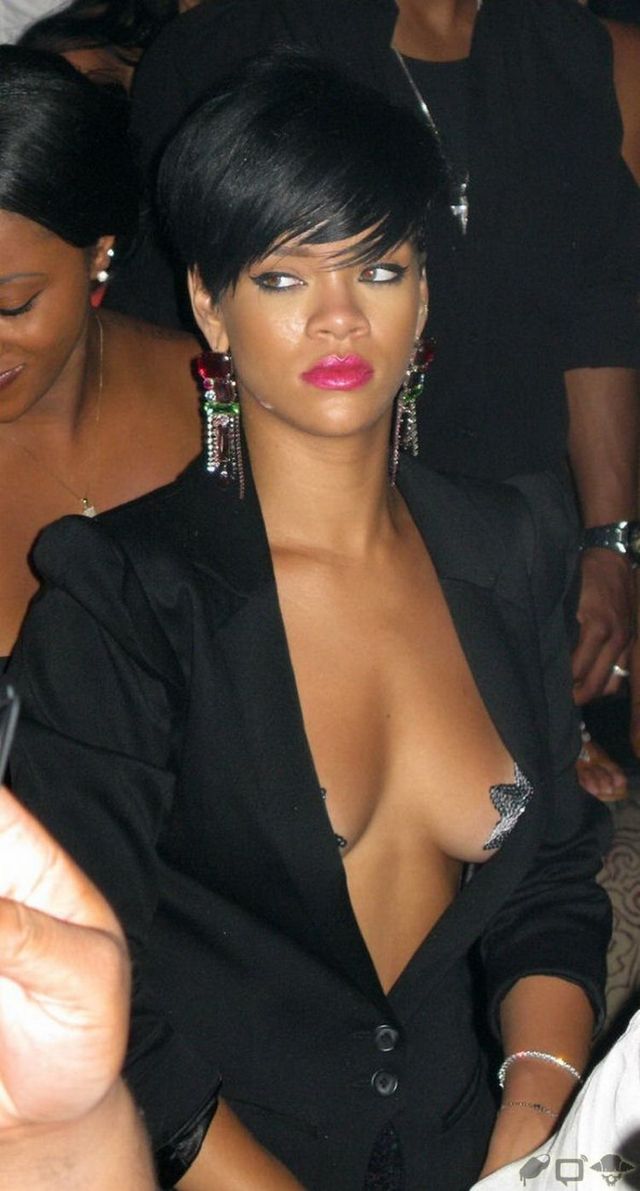 Stars on Rihanna’s tits - 05