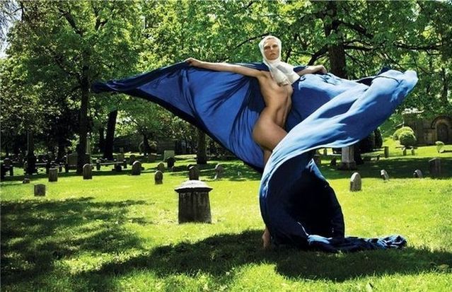 The vicious nuns. What photographs won’t do to shock - 22