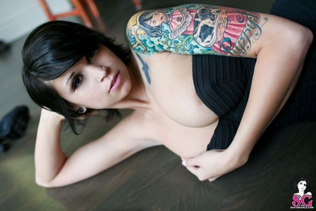 Sexy baby. Tattoos and piercings don’t spoil the picture - 23