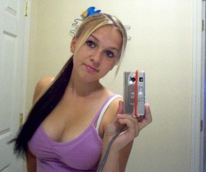 Girls take pictures of themselves. Excellent compilation! - 00