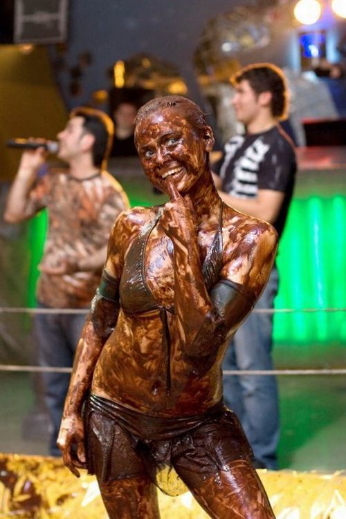 Girls fight in chocolate - 13