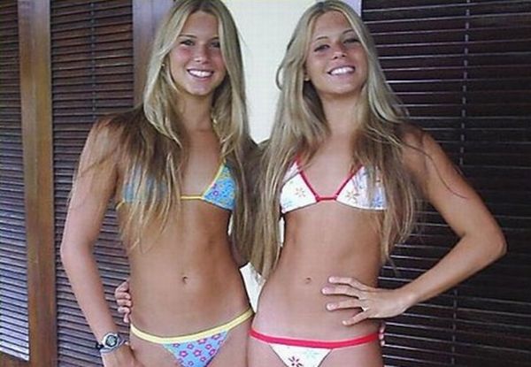 The sexiest twins - 17