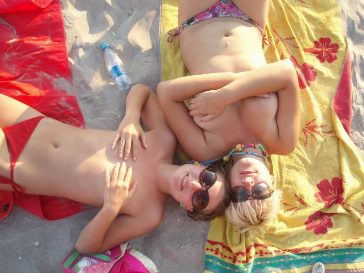 Girls like to be photographed topless on the beach - 41