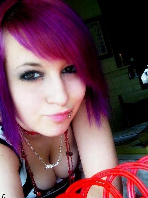 A selection of beautiful emo girls - 13