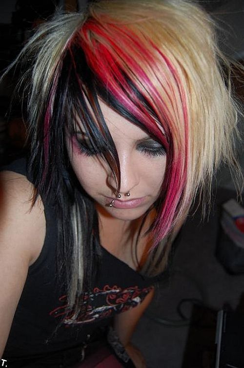 A selection of beautiful emo girls - 15