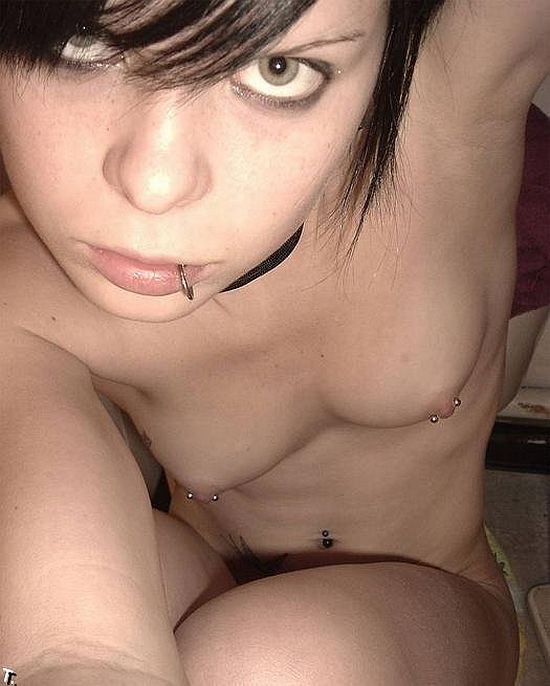 A selection of beautiful emo girls - 31