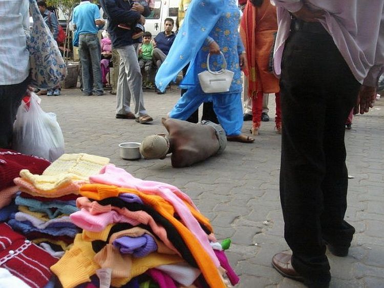 Beggars in India. Not for faint-hearted! - 16