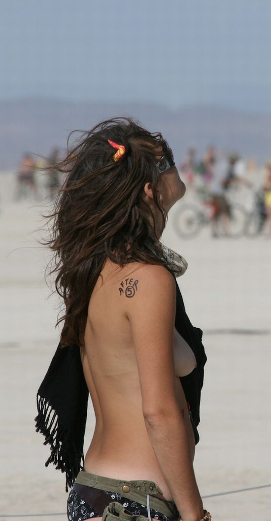 Girls from Burning Man Festival 2009 - 20
