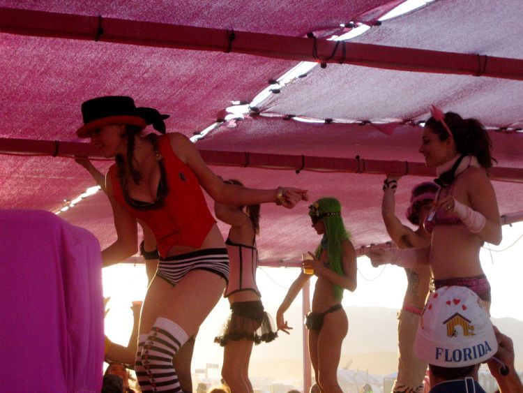 Girls from Burning Man Festival 2009 - 36