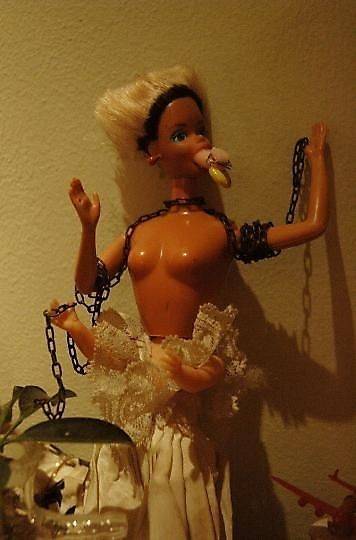 The scandalous photos of Barbie - 12