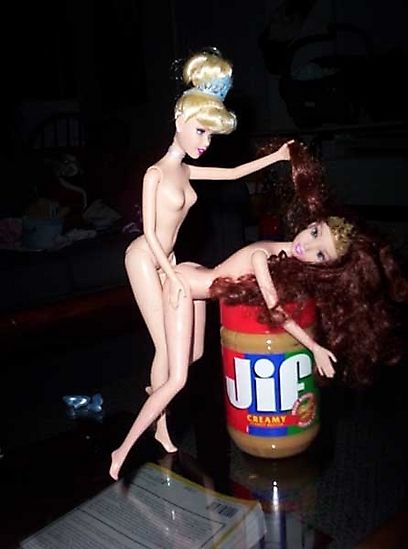 The scandalous photos of Barbie - 16