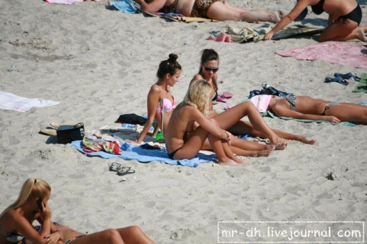 Ukrainian girls on the beaches of Odessa - 34
