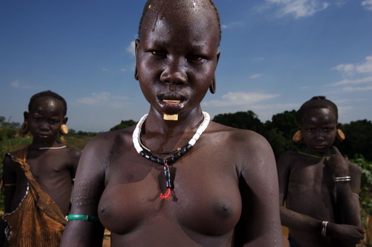 Women of the Omo Valley Tribes of Southern Ethiopia - 03