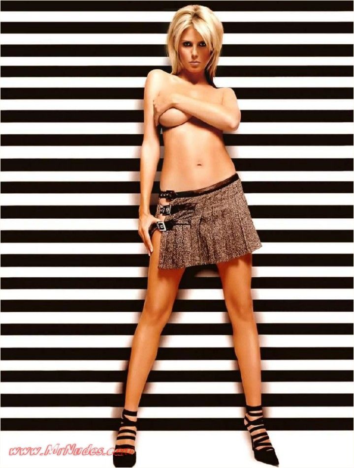 Do you like boobs of Heidi Klum? - 18