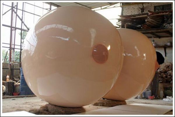 Huge boobs. Here is such an unusual art - 13