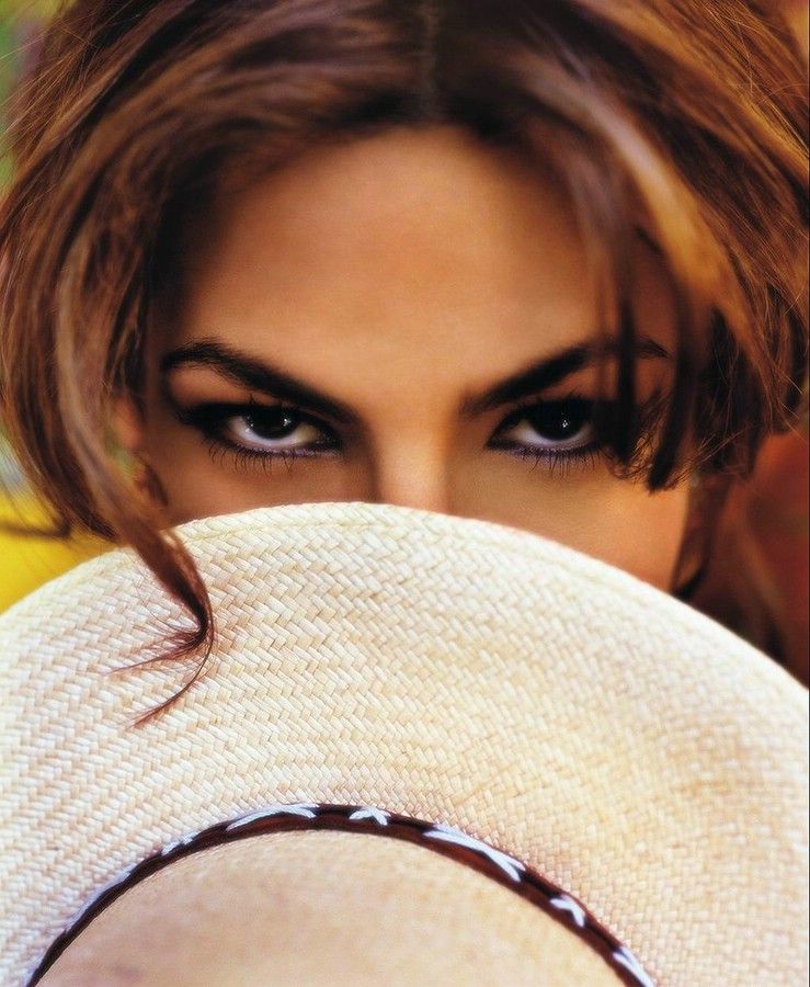 Huge photo selection of Eva Mendes - 33