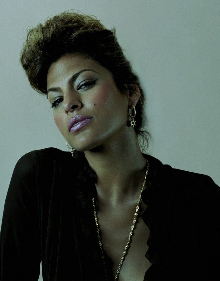 Huge photo selection of Eva Mendes - 40