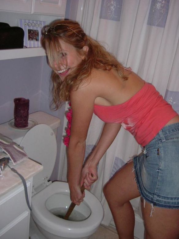 Hot chicks against the toilets - 25
