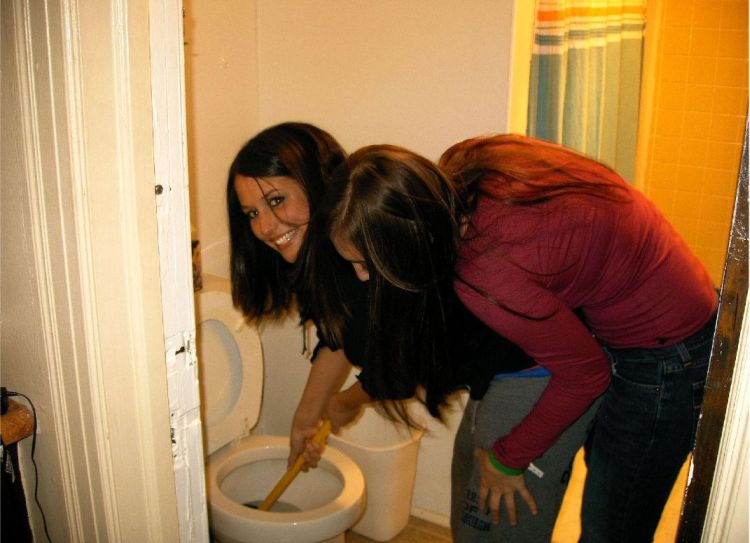 Hot chicks against the toilets - 28