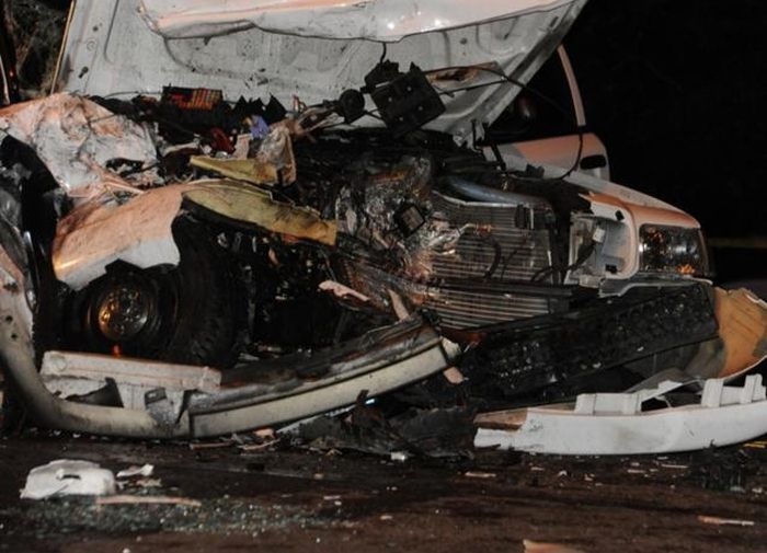 Subaru Outback crashed into the police car. Three cops got into hospital ... - 04