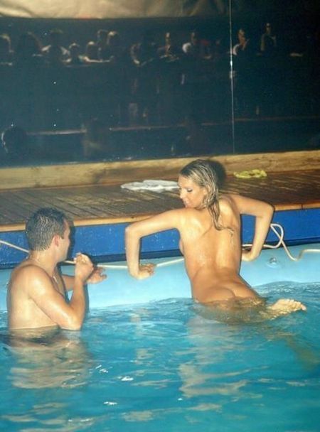 Naked party in a swimming pool - 04