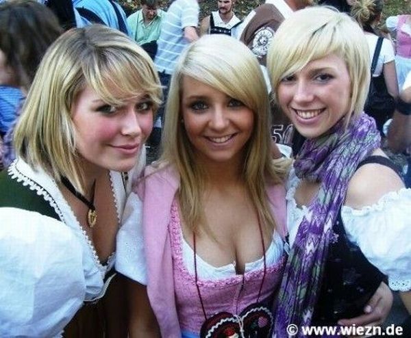 Girls from 2009 Oktoberfest Festival. Part 2 - 00