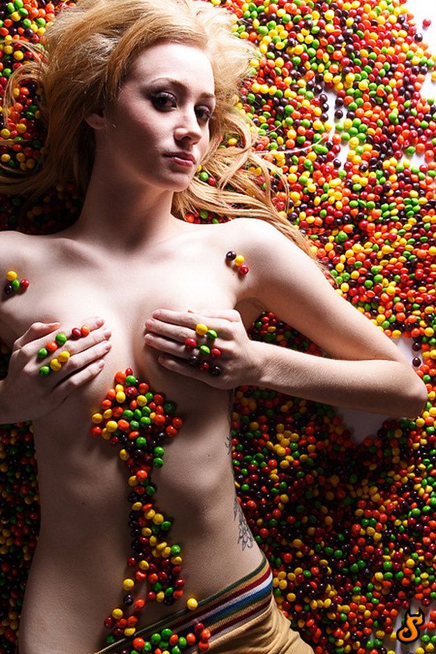 Post about beautiful girls and various sweets. Excellent selection! - 71