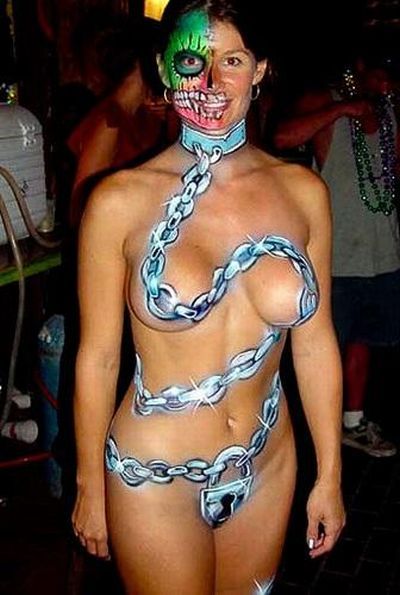 The coolest Halloween costumes. Body art rules! - 20