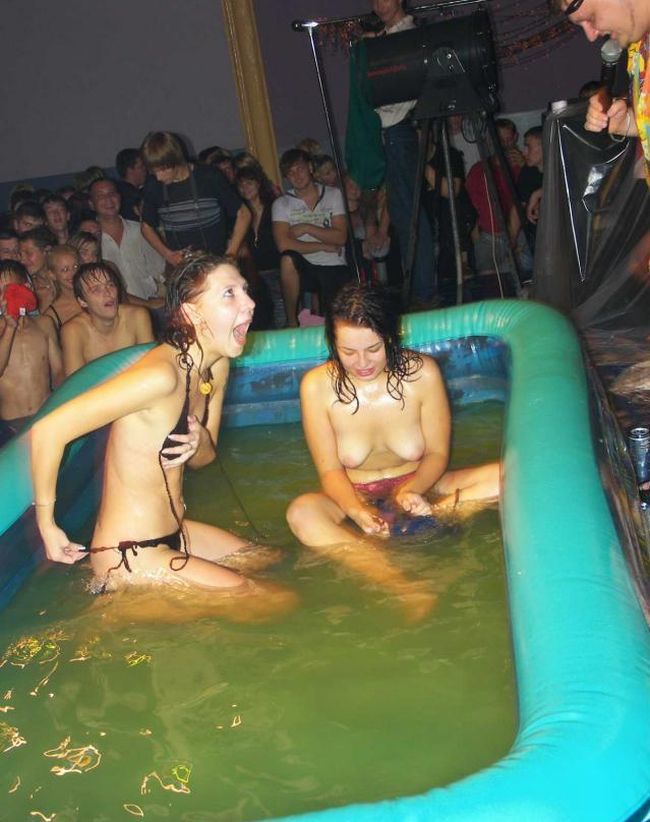 How young Russians do parties at discotheques - 15