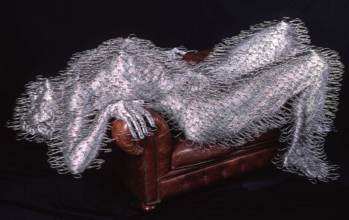Incredible sculptures of David Mach made from coathangers - 08