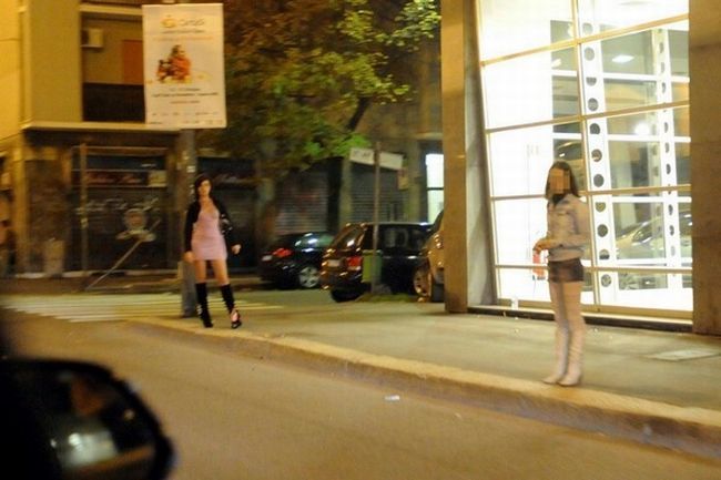 Prostitutes from the streets of Milan - 11