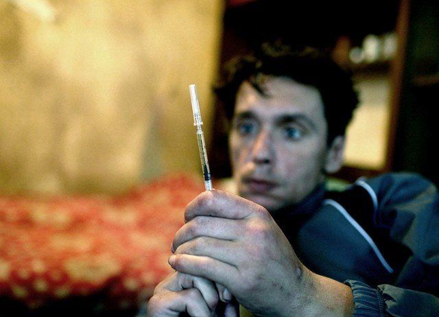 Russia and drugs: glue and heroin. Harsh reality in pictures - 20
