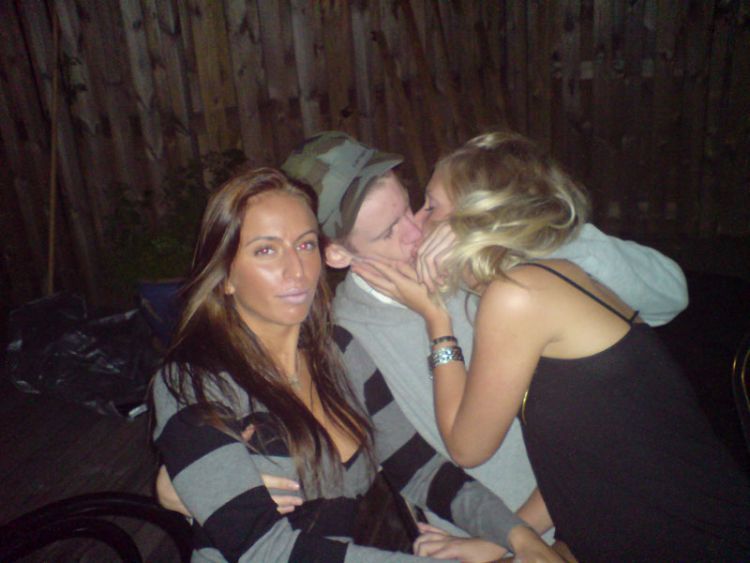 Drunken girls at parties - 07